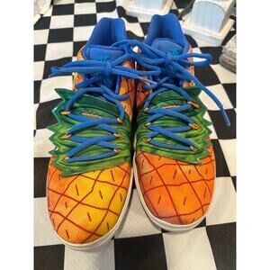 Nike Kyrie 5 Basketball SpongeBob shoes size 6.5Y RARE